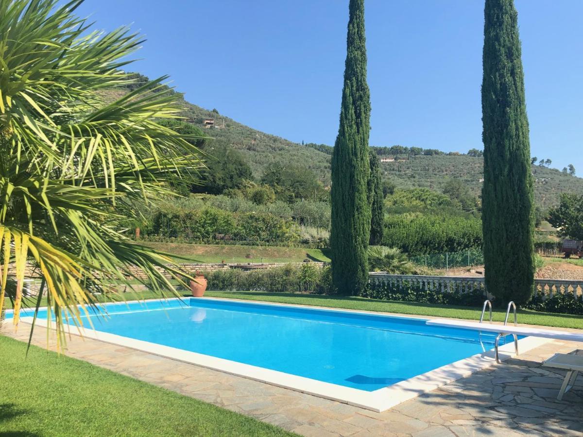 Il Giardino Di Flora Hotel Buti Kültér fotó