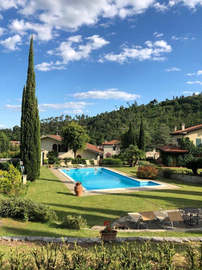 Il Giardino Di Flora Hotel Buti Kültér fotó