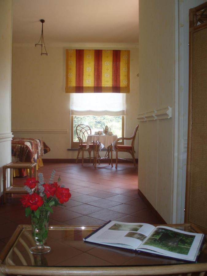 Il Giardino Di Flora Hotel Buti Kültér fotó
